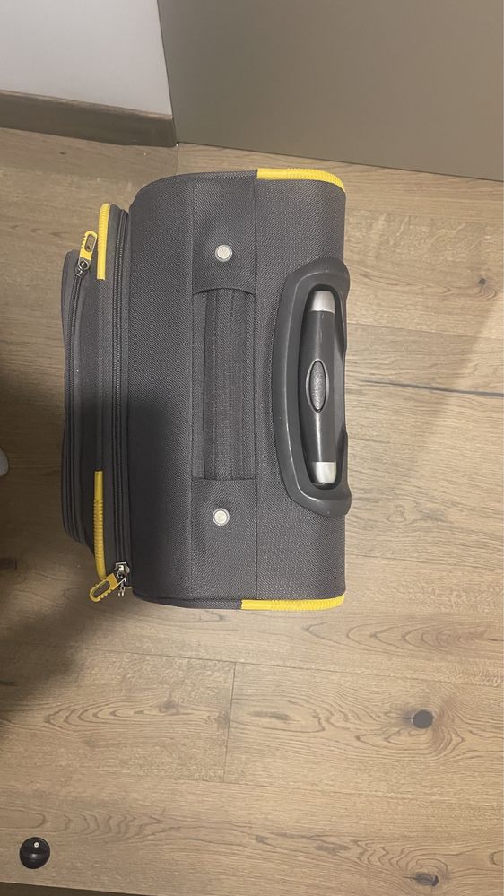 Компект голям малък куфар и чанта ESTIL