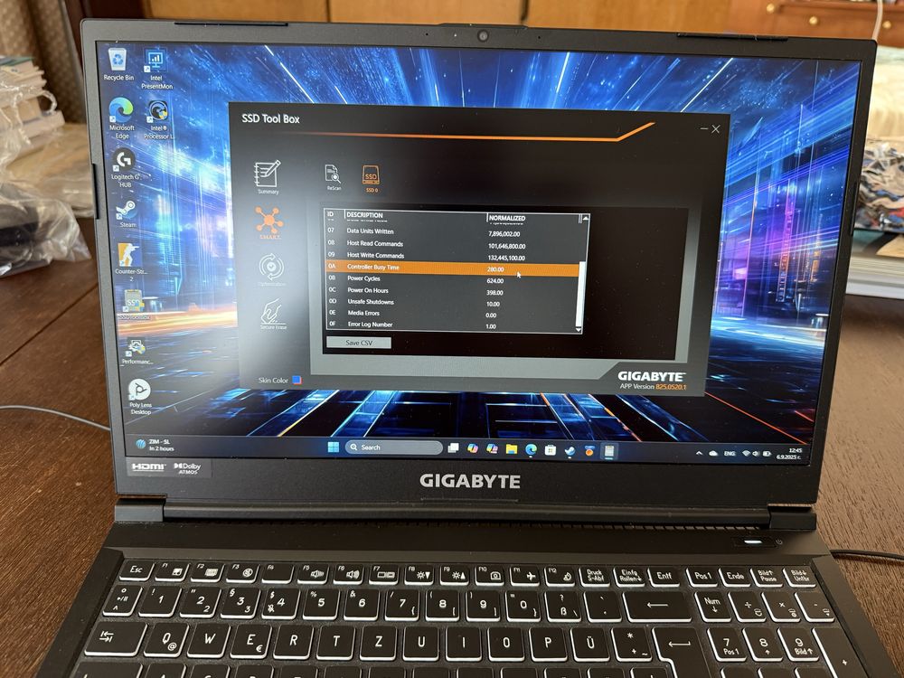Лаптоп GIGABYTE G5 MF5 i7-13620H RTX 4050 32GB DDR5 1TB WIN11