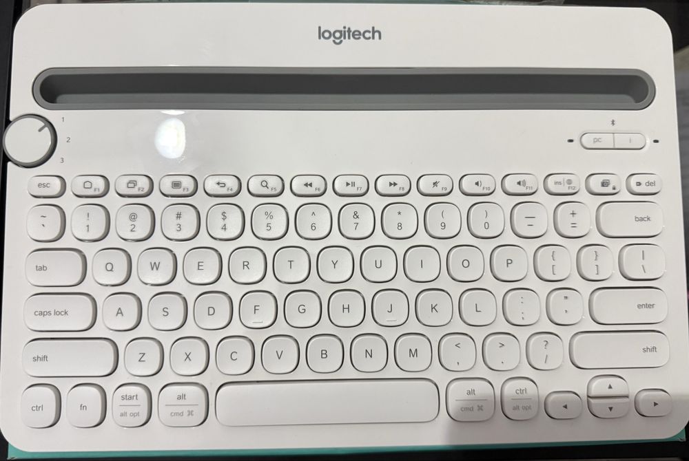 Tastatură standard Logitech K480, Bluetooth, multi-dispozitiv, alba