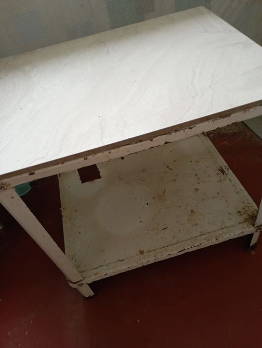 Полки металлические