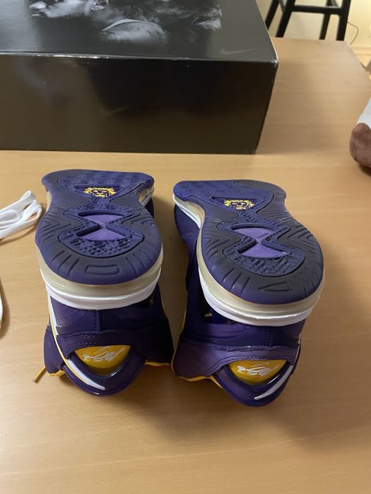 Nike LeBron 44 - 1/2