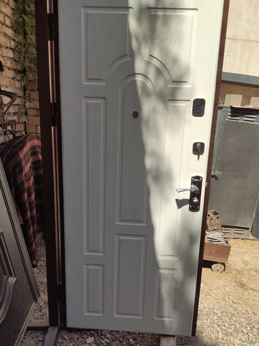 Железная дверь утеплённая