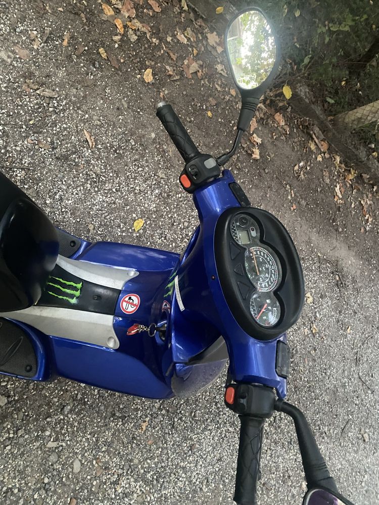 Yamaha Xmax 125 кубика