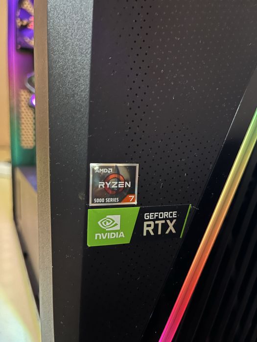 Геймърски компютър 3060ti ryzen 7 5700x