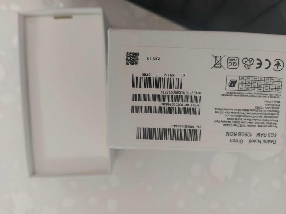 Телефон Redmi Note 9