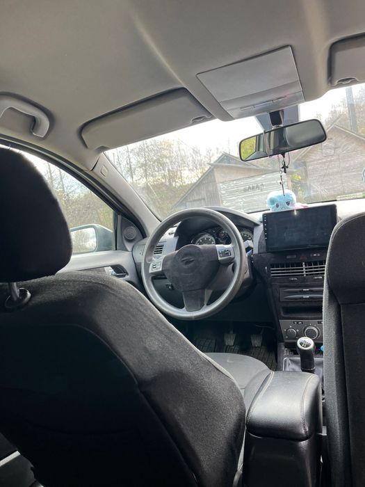 Vand OPEL Astra H GTC / Dau pentru naveta sau piese!