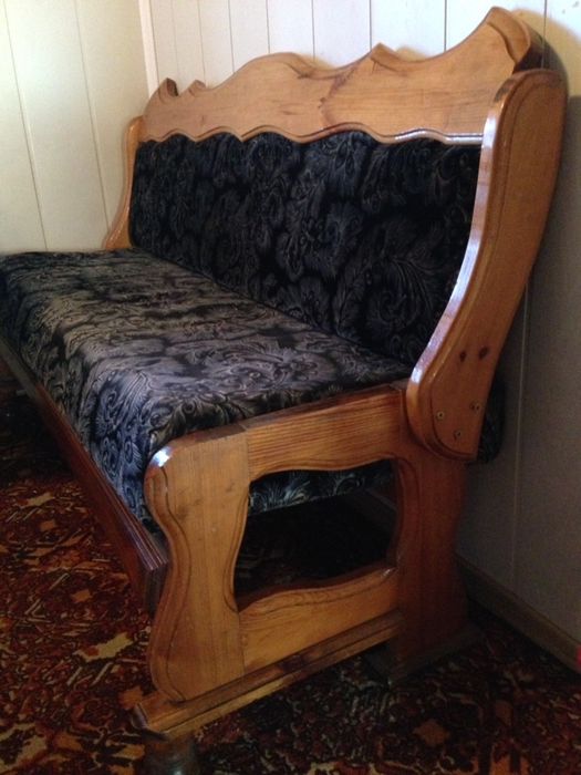 Продаю диванчик для кухни