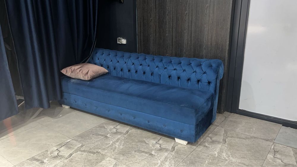 Диван Синий 210см 72см