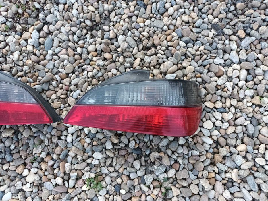 ляв и десен стоп за пежо 406 PEUGEOT 406