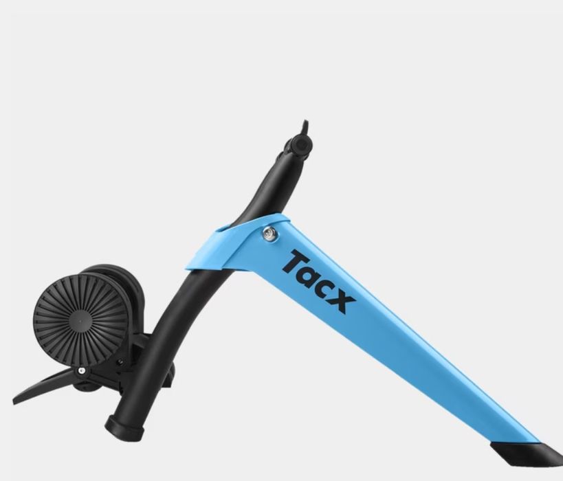 Tacx Boost – велотренажор идеален за зимни и домашни тренировки