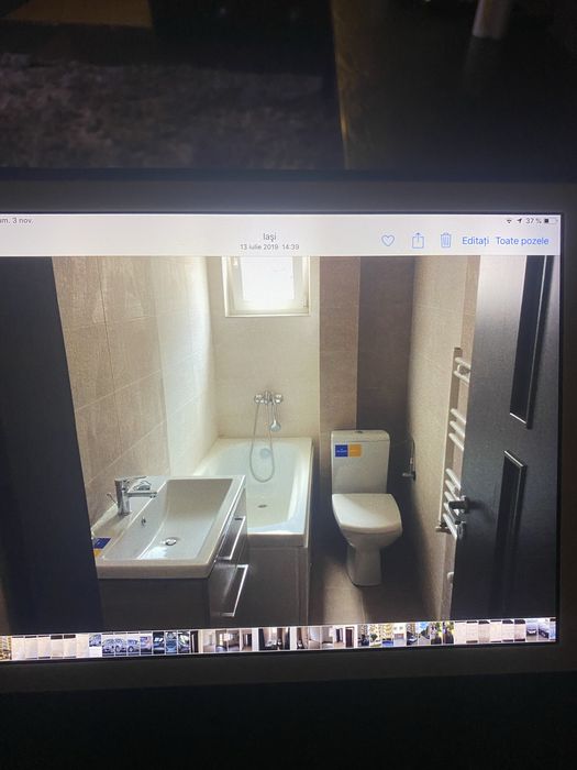 Vind apartament doua camere , zona Cug