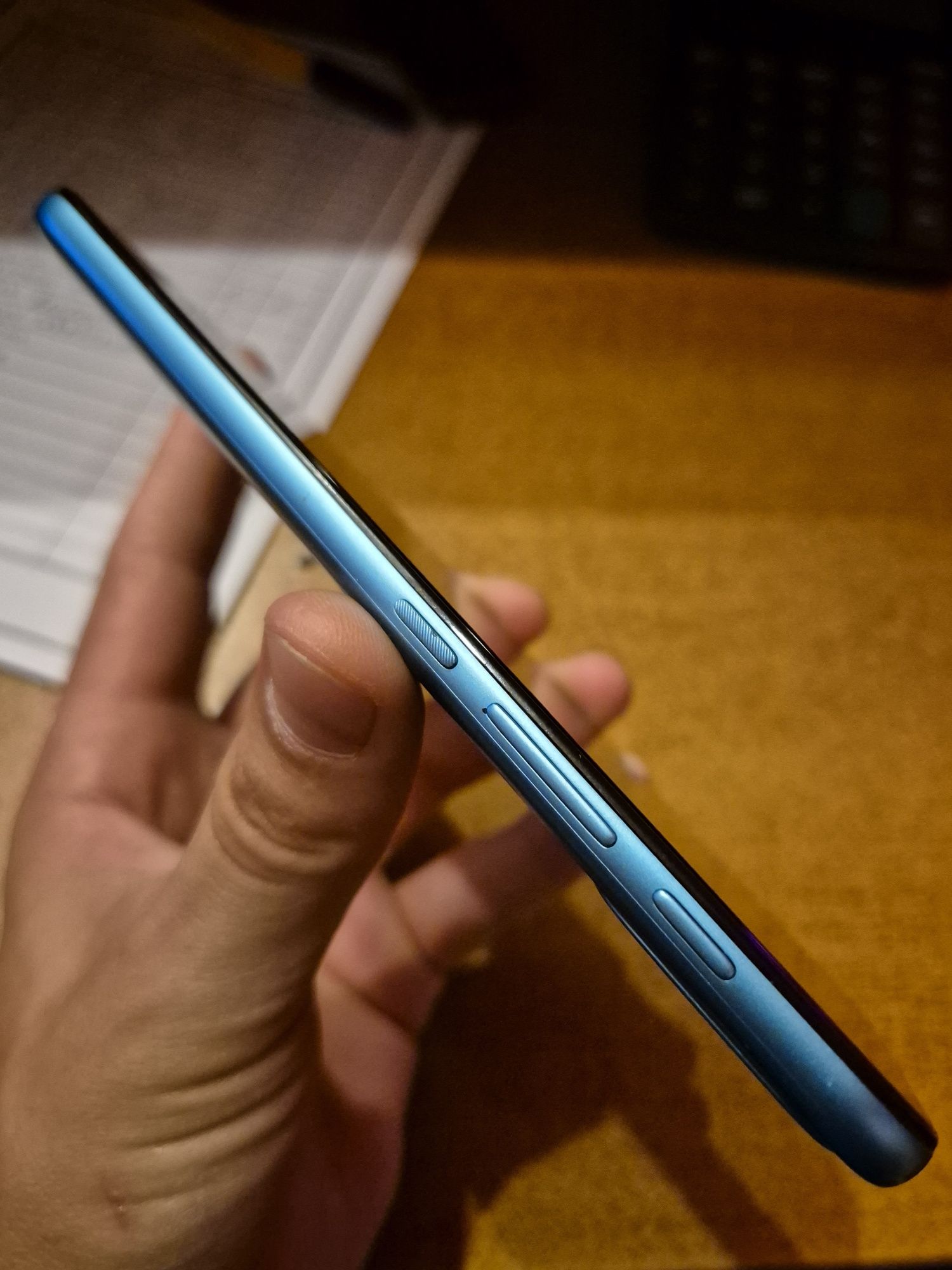 Motorola E20 ОТЛИЧЕН