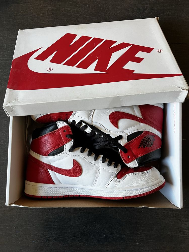 Nike Air Jordan 1