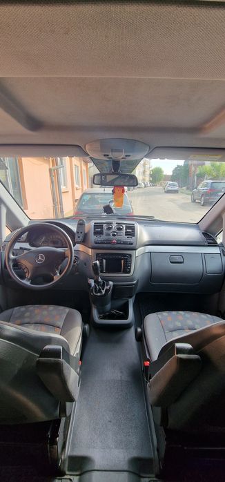 Vând sau schimb mercedes vito