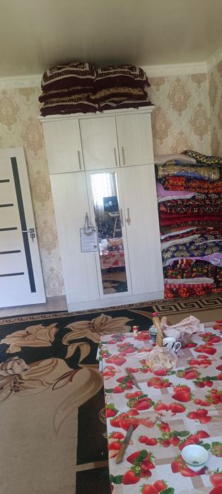 Продаю 1//4/4 хуршовка  Дубовая 34000&