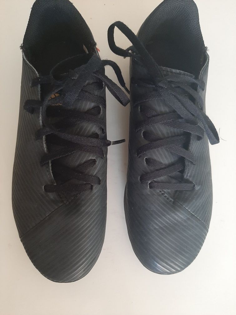 Футболни обувки Adidas Nemesis- 36 2/3 -отлично състояние