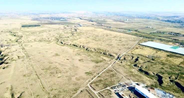 Земельный участок 89, 7 га, в районе с. Алтынтобе, КХ СХ.