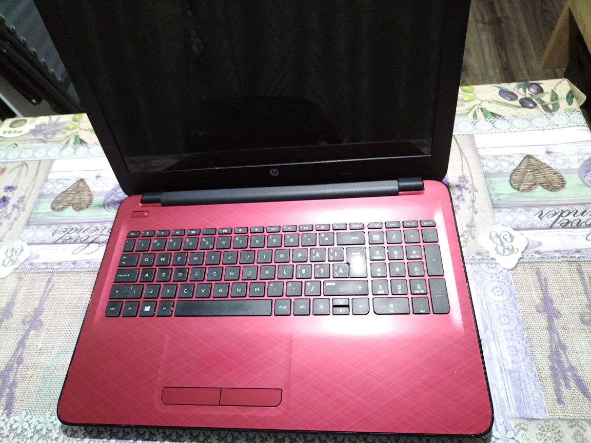 Laptop HP de vânzare și BONUS. #SE VINDE URGENT#