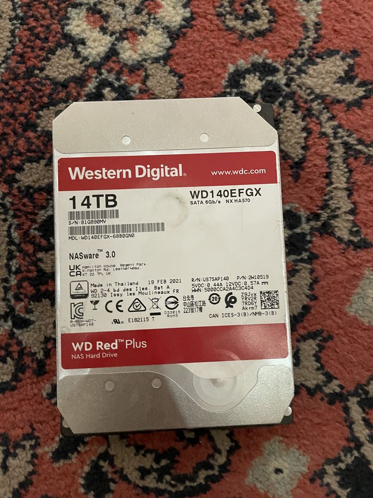 Western Digital RED Plus 14 tb хард диск