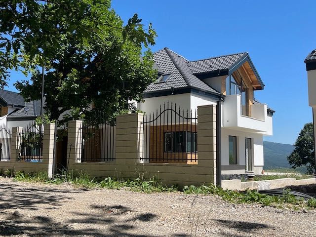 Къща за продажба гр.Перник с.Рударци