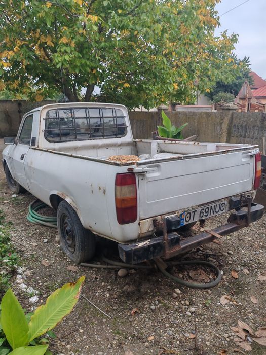 Vând Dacia Papuc pentru PIESE