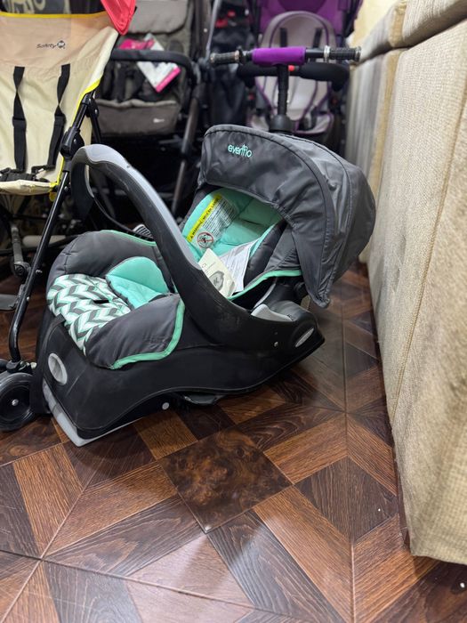 Детское автокресло