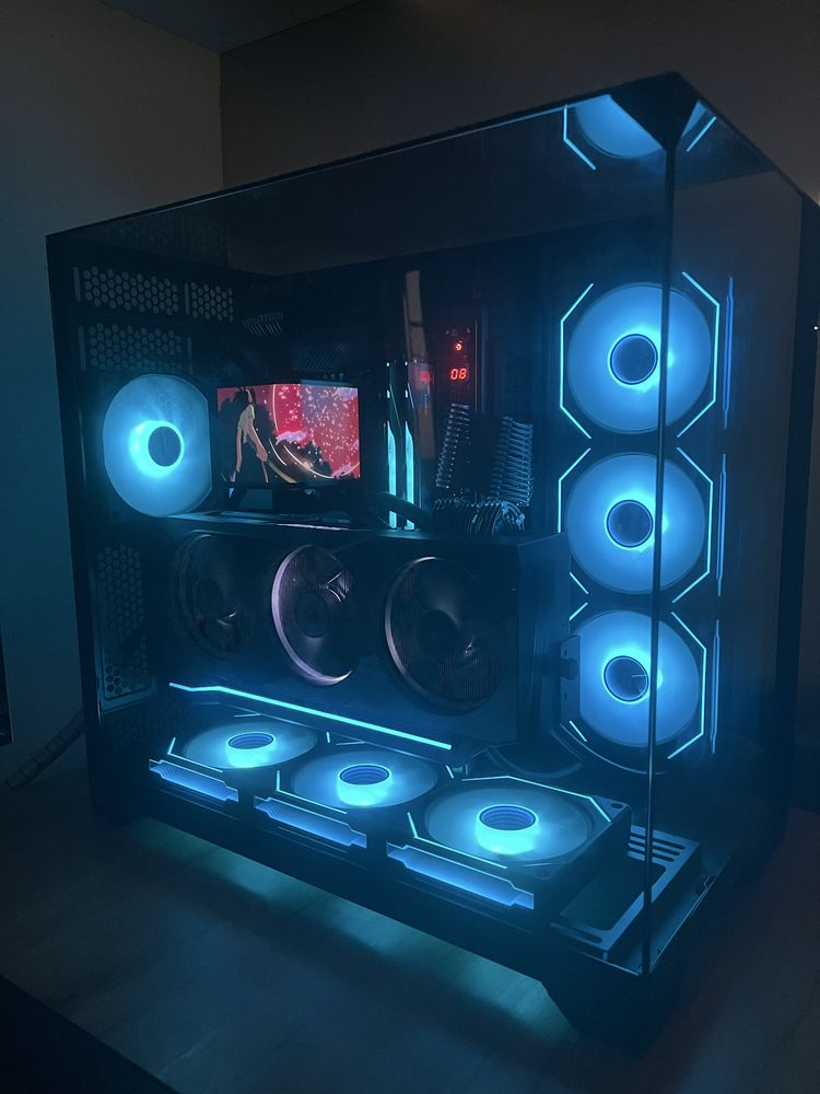 Геймърски компютър – High-End (Ryzen 7 7800X3D + RX 7900XTX)