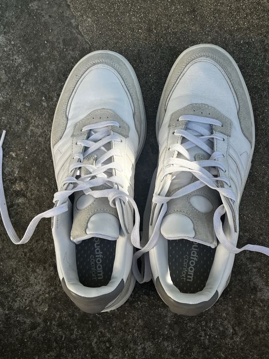 Обувки адидас 43