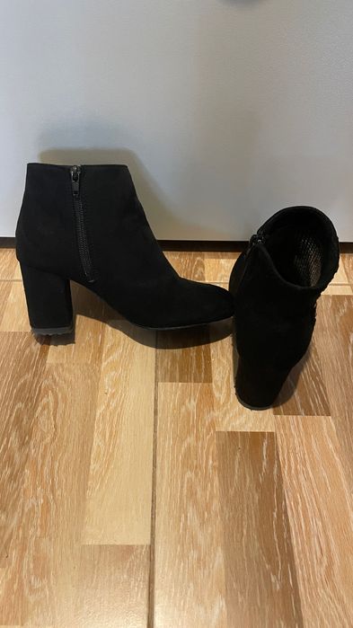 Есенни/зимни боти с удобен дебел ток