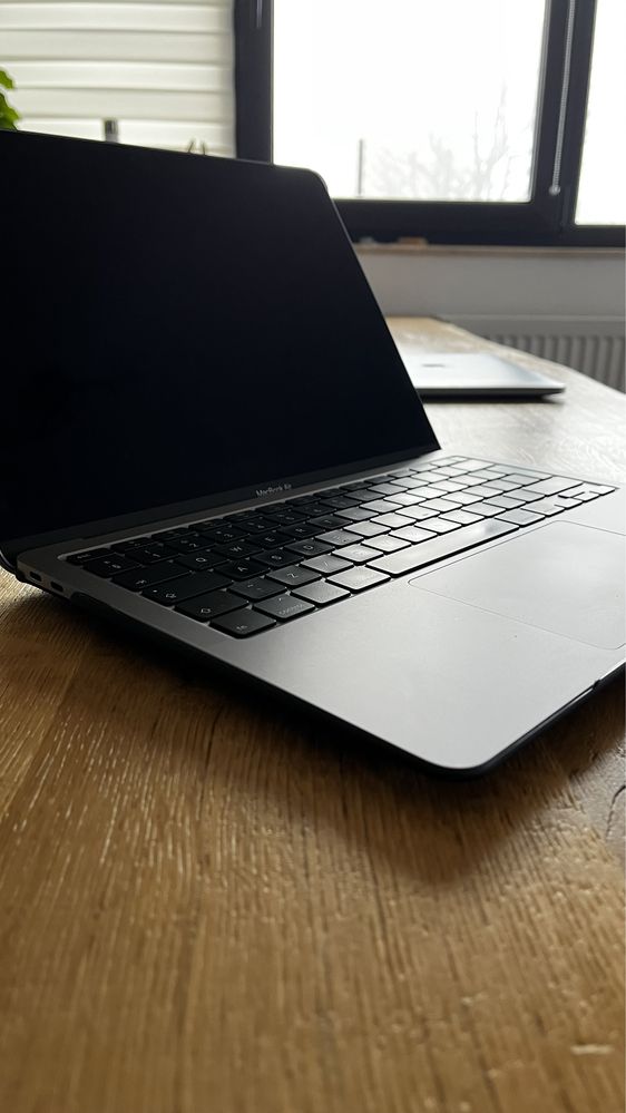 MacBook Air, 2020, 13-inch