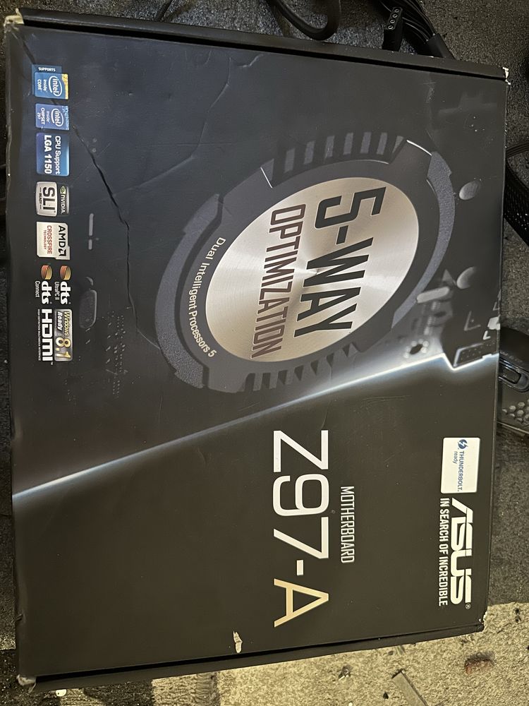 Дънна платка ASUS Z97-A И процесор i5-4690K 3.90 GHz И рам 16 go