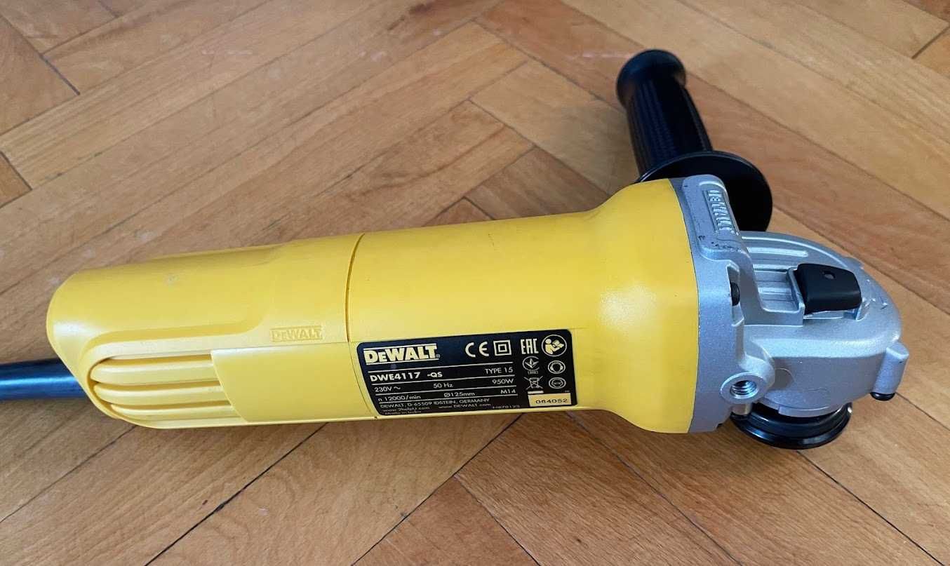 Ъглошлайф  DeWALT DWE 4117-QS 950W 12000 об/м Внос от Германия.