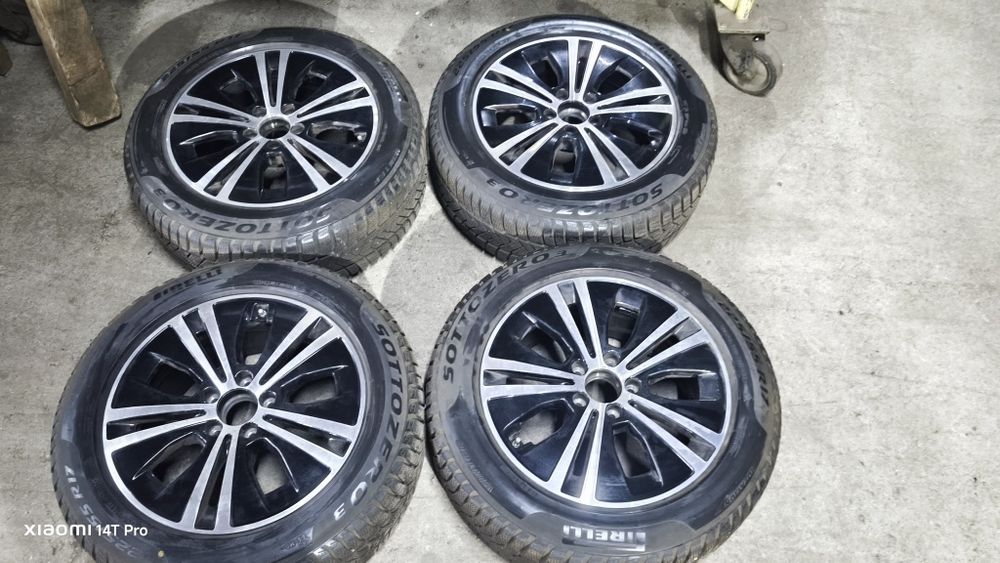 Roti Mercedes iarnă 225.55.17 Pirelli  dot2023