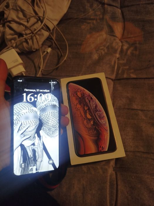 ipxone xs sotiladi 256 xotira yomkis 100% useliniy