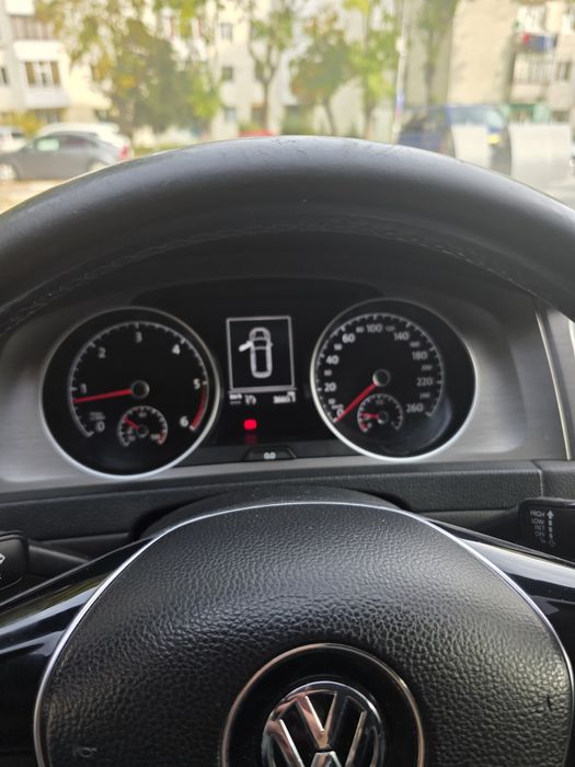 vînd/ schimb golf 7