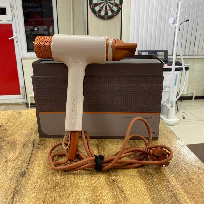 A21 / Фен стайлер BORK F732 / sk147428