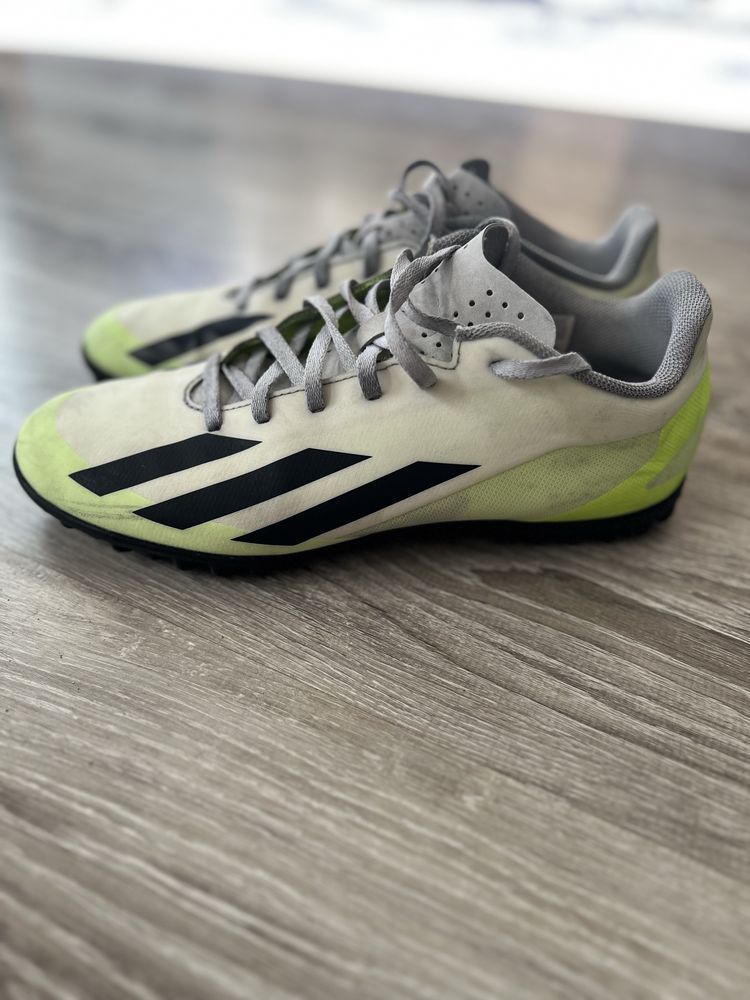 Футболни обувки стоножки Adidas