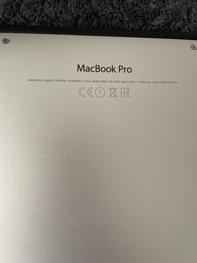 Macbook Pro 2015 13’3” 512GB 2.9GHz i5