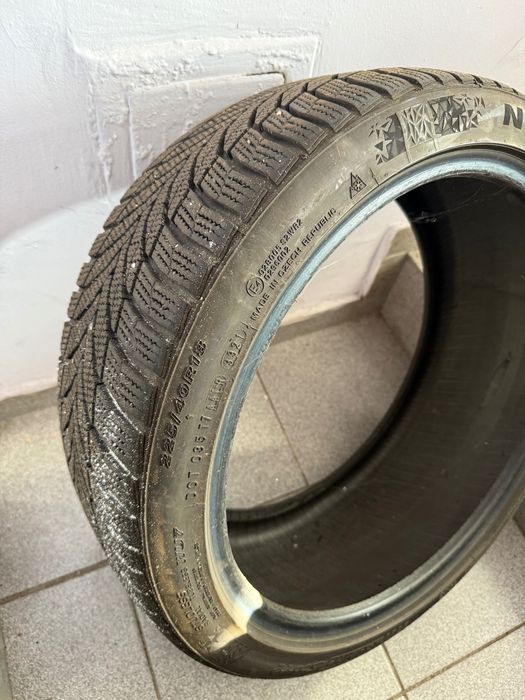 Зимни гуми 255/35 r18 и 225/40 r18