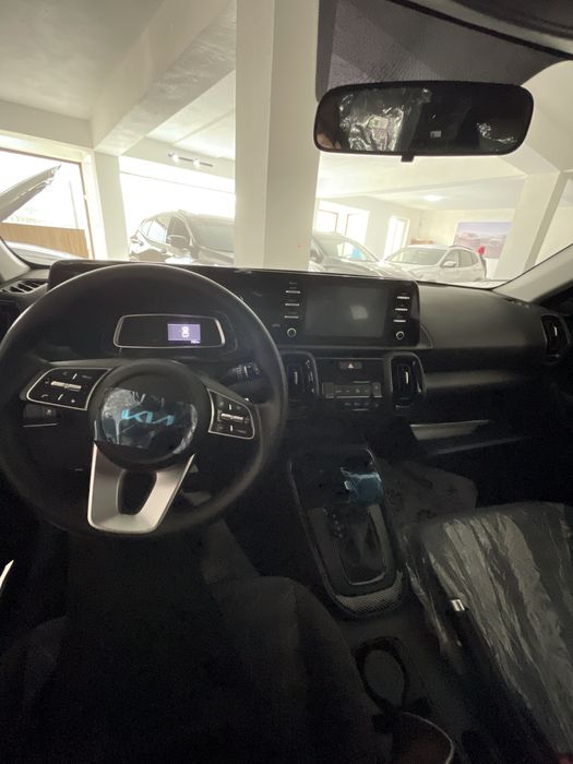 Bukhoro lionavtosalon