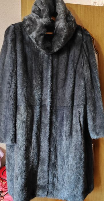 Продам норковую шубу