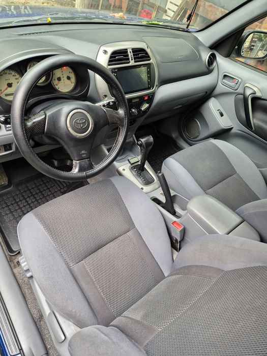 Vand Toyota Rav 4 benzina si GPL,Automată 4×4