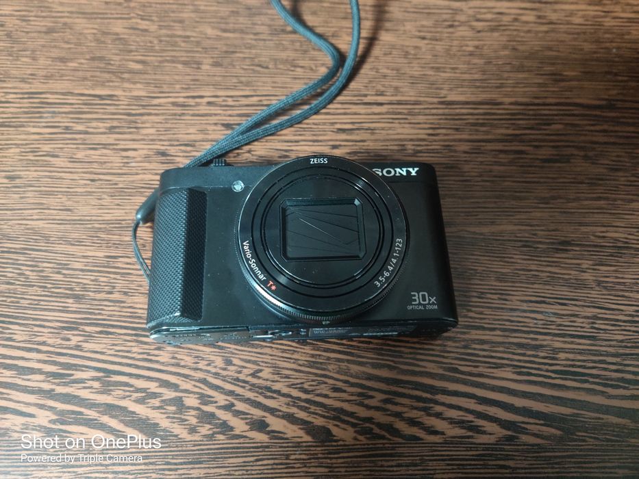 Aparat foto Sony cyber-shot DSC-HX90V