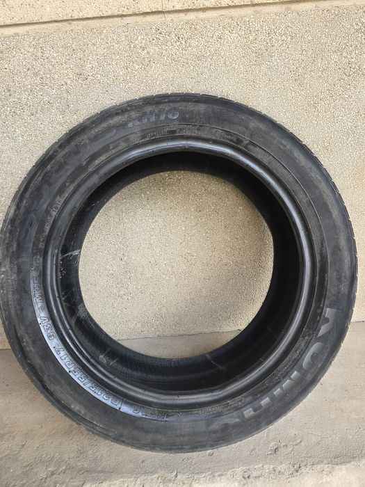 Автошины P 215/55  r 17 . 4 штук