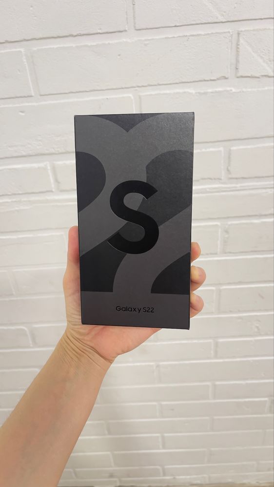 Samsung s22 продается