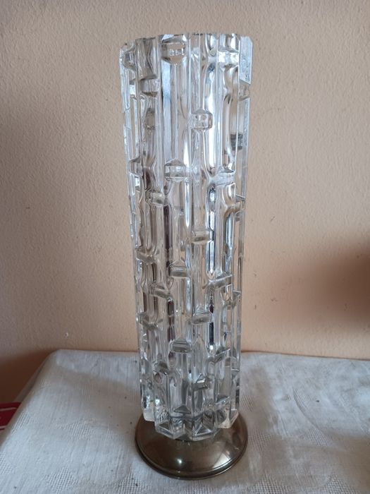 Кристална ваза със основа сребро 925