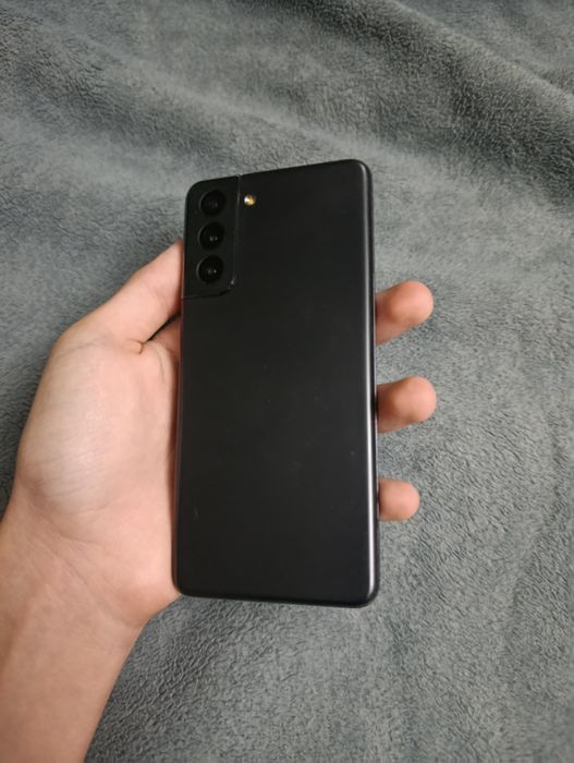Продам samsung s21