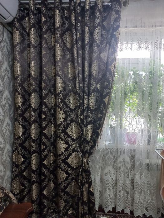 Partiyerniy parda sotiladi karnizi bilan birga