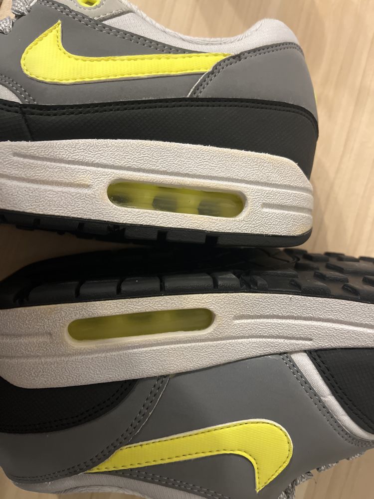 Nike Air Max 1 Essential Dusty Grey Volt - 41 size RARE