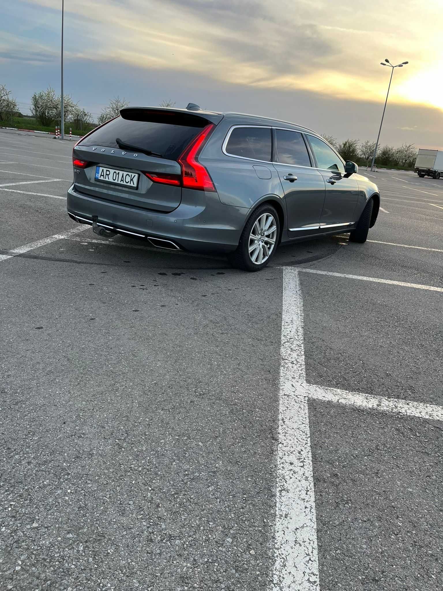 Volvo V90 Inscription 2018, full